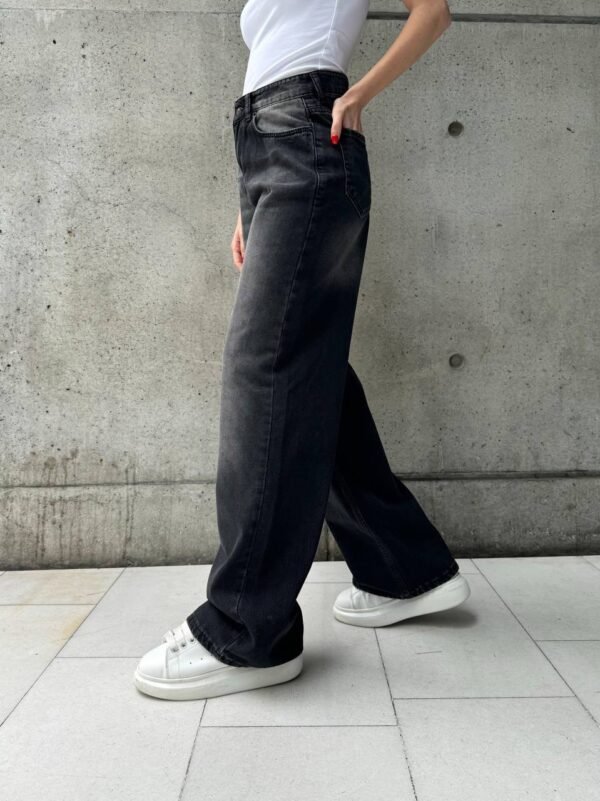 Black Baggy Jeans - Image 2