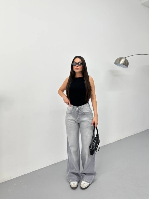 Grey Baggy Jeans - Image 2
