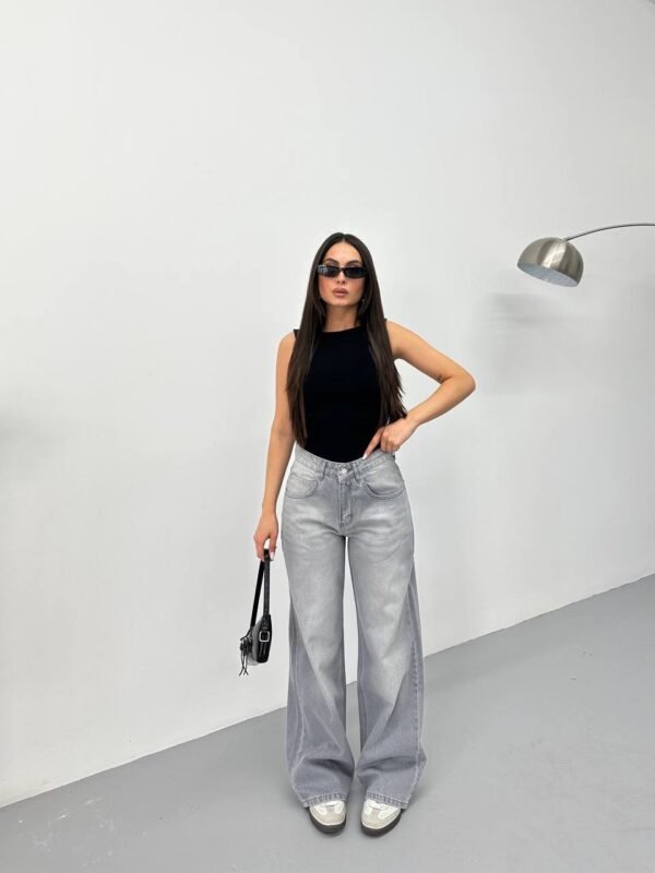 Grey Baggy Jeans - Image 4