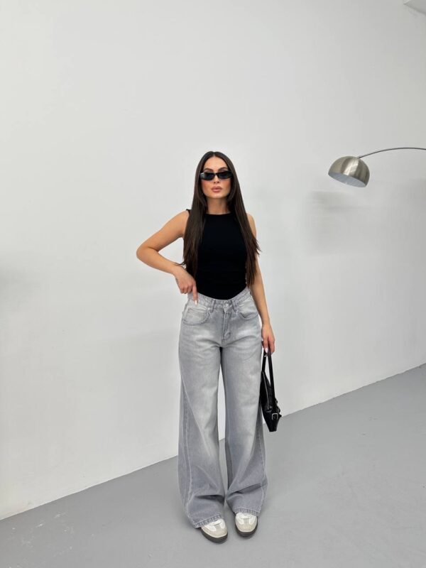 Grey Baggy Jeans - Image 5